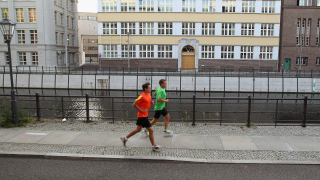 Holiday Gift Guide: Gifts For People Who Jog
